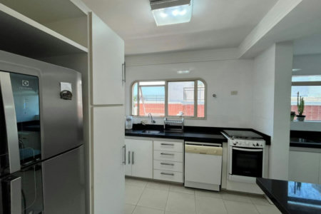 Apartamento com 3 dormitórios à venda, 120 m² por R$ 930.000,00 - Balneário Cidade Atlântica - Guarujá/SP