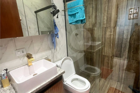 Casa em condomínio à venda com 2 quartos em Vila Araguaia, São Paulo, SP