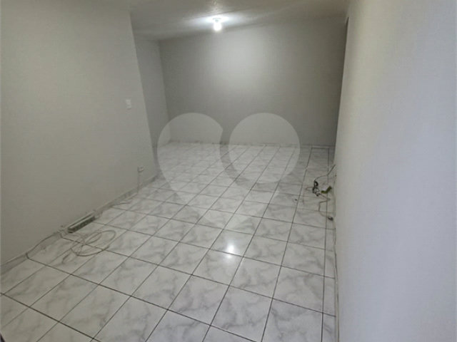 Apartamento à venda com 2 quartos em Jardim Santa Mônica, São Paulo, SP
