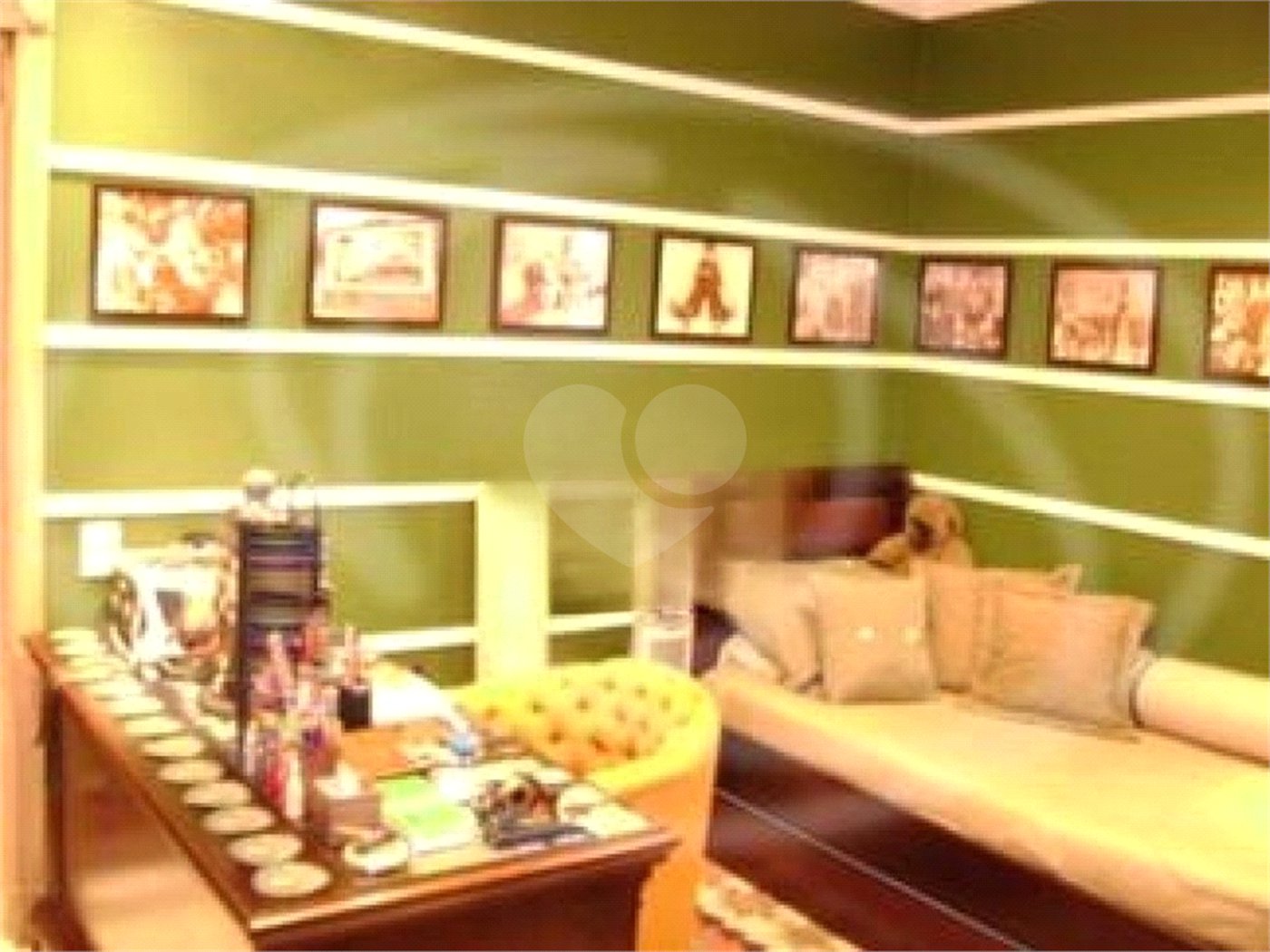 Apartamento à venda ou para alugar com 4 quartos, sendo 3 suítes, em Jardim Vitória Régia, São Paulo, SP