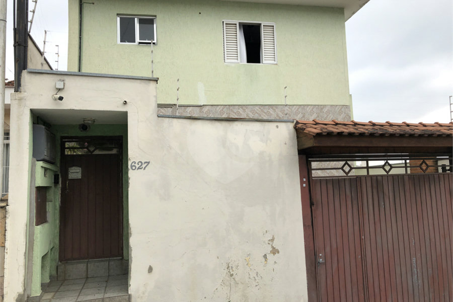 Sobrado à venda com 3 quartos, sendo 1 suíte, em Vila Gustavo, São Paulo, SP