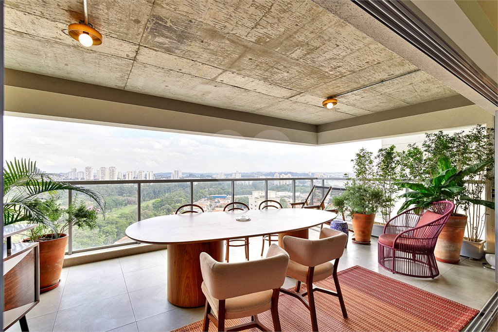 Apartamento à venda com 3 suítes em Jardim Marajoara, São Paulo, SP