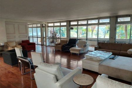 Casa à venda com 3 suítes em Jardim Leonor, São Paulo, SP