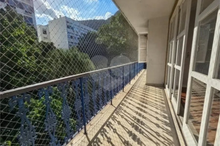 Apartamento à venda com 4 quartos, sendo 1 suíte, em Lagoa, Rio de Janeiro, RJ