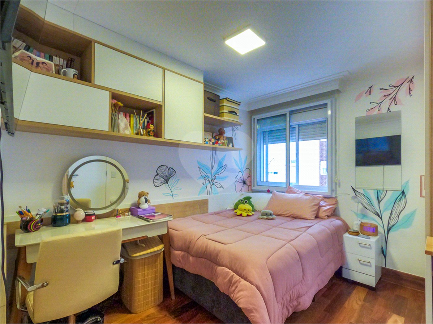 Apartamento à venda com 3 suítes em Vila Dom Pedro I, São Paulo, SP
