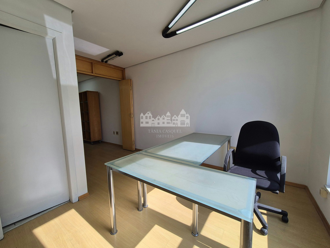 Sala Comercial à Venda no Edifício Paulista Tower – Rua Vergueiro, próximo ao Metrô Ana Rosa