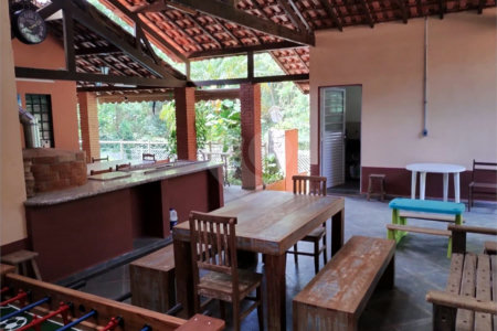 Chácara à venda com 5 quartos, sendo 4 suítes, em Week-end, Jarinu, SP