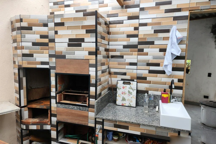 Sobrado à venda ou para alugar com 3 quartos, sendo 13 suítes, em Santana, São Paulo, SP