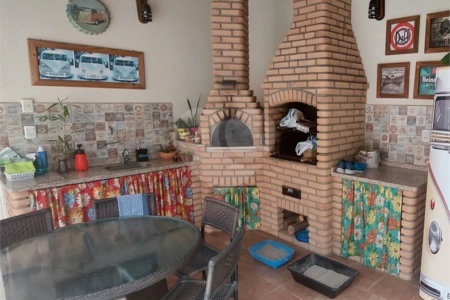 Sobrado à venda com 3 suítes em Jardim Regina, Indaiatuba, SP