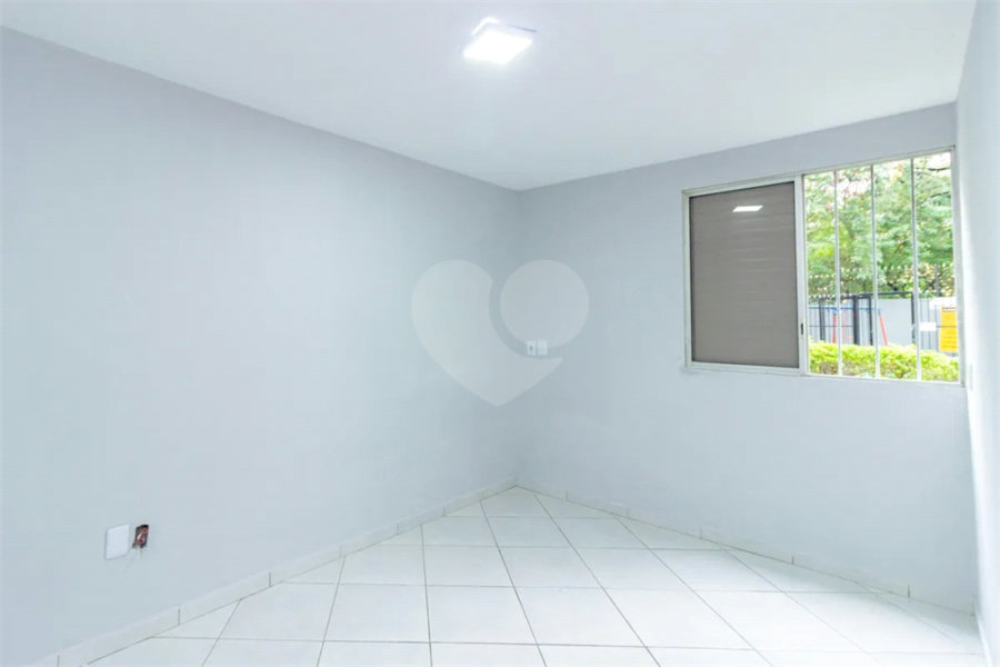 Apartamento para alugar com 2 quartos em Jardim Santa Mônica, São Paulo, SP