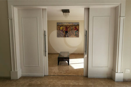 Apartamento à venda com 4 suítes em Paraíso do Morumbi, São Paulo, SP