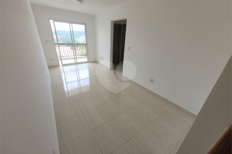 Apartamento à venda com 2 quartos em Horto, São Paulo, SP