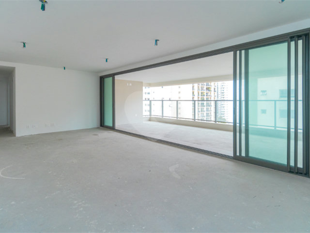 Apartamento à venda com 3 suítes em Brooklin, São Paulo, SP