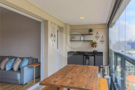 Apartamento à venda com 2 quartos, sendo 1 suíte,  em Chácara Santo Antônio, São Paulo, SP