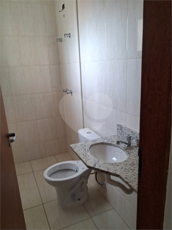 Casa à venda com 2 suítes no condomínio Residencial Vila de Motalegre, São Paulo - SP
