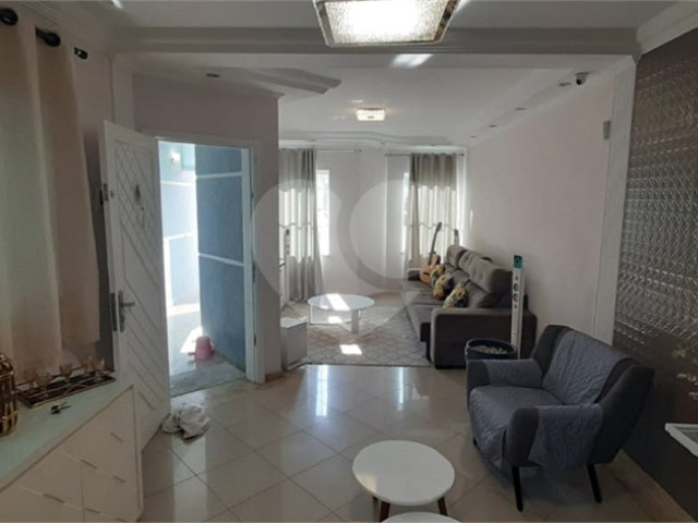 Sobrado à venda com 3 quartos, sendo 1 suíte,  em Jaçanã, São Paulo, SP