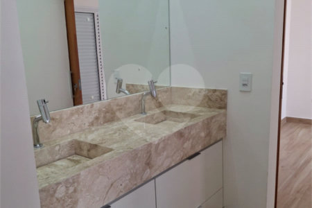 Casa à venda com 3 quartos, sendo 1 suíte, no condomínio Costa das Areias, Salto - SP