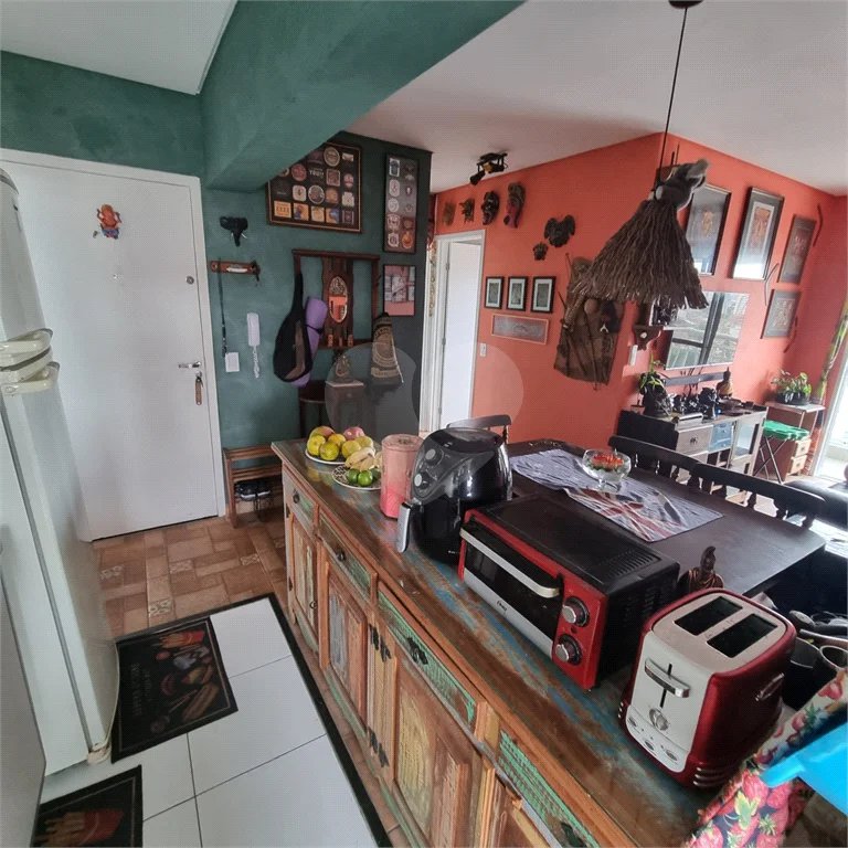 Apartamento em cobertura na Vila Prudente com 2 dormitórios, 1 suíte, 2 sacadas e hidromassagem.