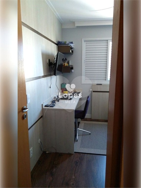 Casa à venda com 3 quartos no condomínio Altos da Serra Vi, São José dos Campos - SP
