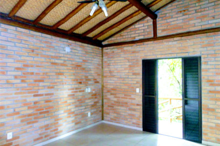 Casa à venda com 4 suítes no condomínio Estância Marambaia, Vinhedo - SP