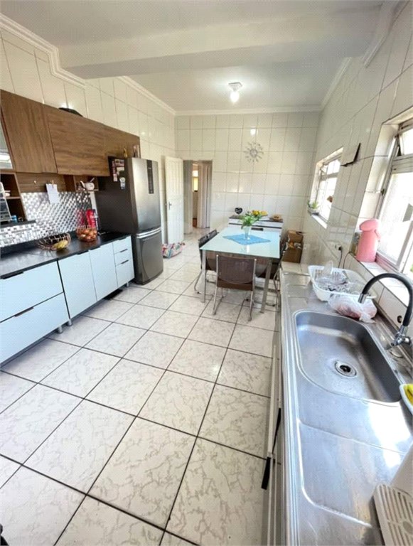 Casa Térrea à venda com 7 quartos, sendo 1 suíte, em Vila Paulicéia, São Paulo, SP