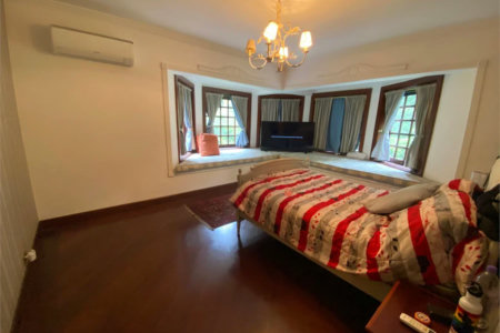 Casa à venda ou para alugar com 5 quartos, sendo 3 suítes, em Fazenda Morumbi, São Paulo, SP
