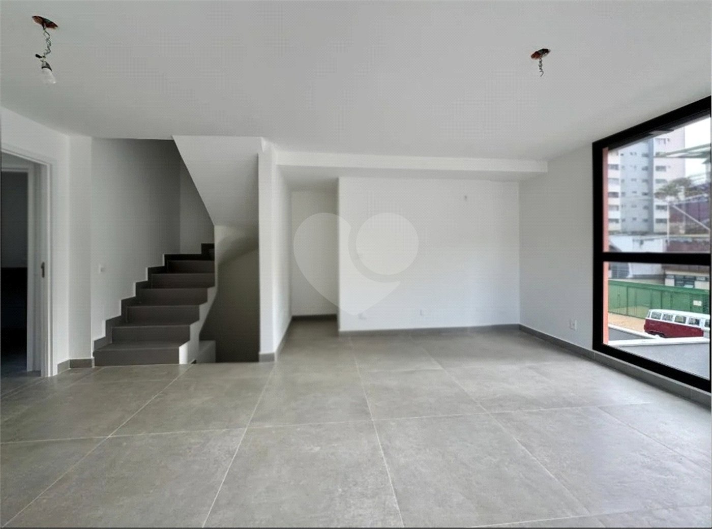 Casa à venda com 3 quartos, sendo 1 suíte, no condomínio : Cube XL Vila Madalena, São Paulo - SP