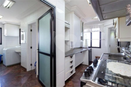 Apartamento à venda com 6 quartos, sendo 1 suíte, em Parque da Mooca, São Paulo, SP