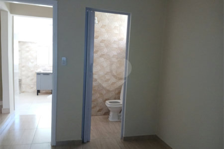 Casa à venda no Jardim Nova São Carlos.