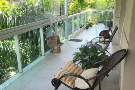 Apartamento à venda com 3 quartos, sendo 2 suítes, em Vila Uberabinha, São Paulo, SP