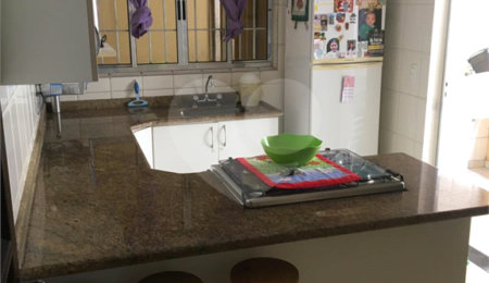 Sobrado à venda com 3 quartos, sendo 1 suíte,  em Vila Moreira, Guarulhos, SP