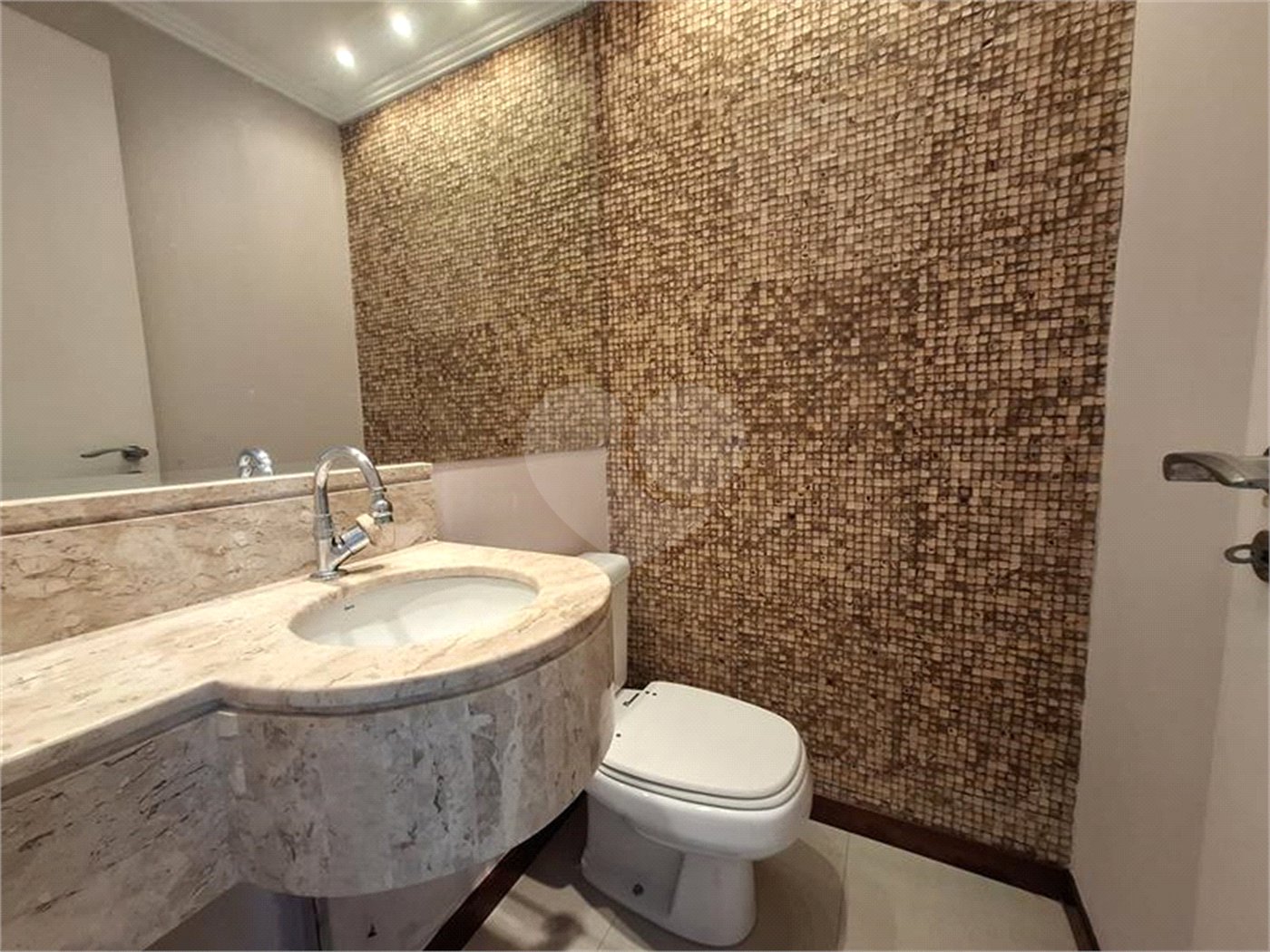 Apartamento para alugar com 3 suítes em Santana, São Paulo, SP