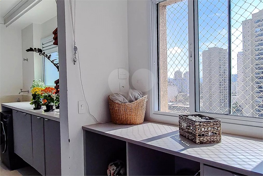Apartamento à venda com 4 quartos, sendo 3 suítes, em Vila Romana, São Paulo, SP