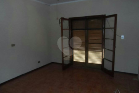 Casa à venda com 3 quartos, sendo 1 suíte, em Parque Campolim, Sorocaba, SP
