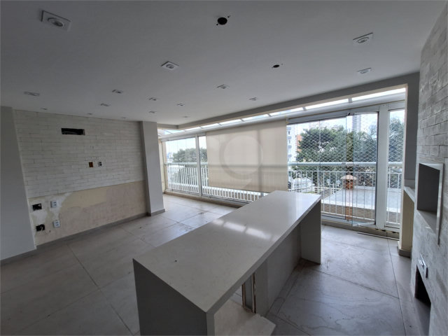 Apartamento à venda com 3 suítes em Vila Maria, São Paulo, SP
