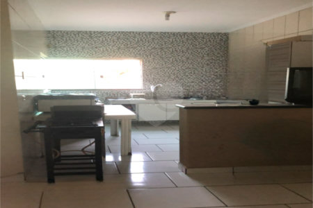 Casa à venda com 2 quartos, sendo 1 suíte, em Parque São Carlos, Três Lagoas, MS