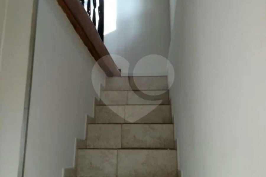Sobrado à venda com 3 quartos em Freguesia do Ó, São Paulo, SP