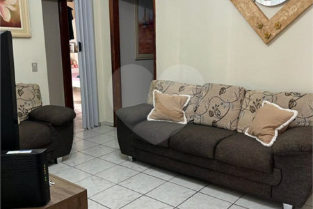 Casa à venda com 3 quartos, sendo 1 suíte, em Vila Todos Os Santos, Indaiatuba, SP