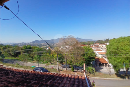 Casa à venda com 3 quartos, sendo 2 suítes, em Jardim Brogotá, Atibaia, SP
