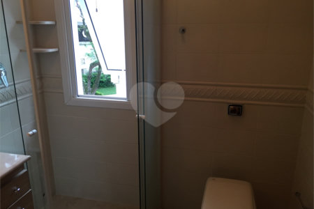 Casa à venda com 4 quartos, sendo 2 suítes, no condomínio Residencial Morumbi, São Paulo - SP