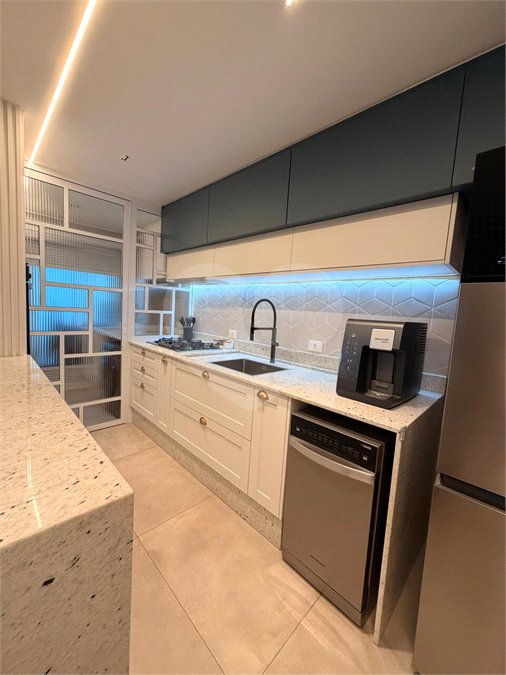 Apartamento à venda com 3 quartos, sendo 1 suíte,  em Vila Mogilar, Mogi das Cruzes, SP