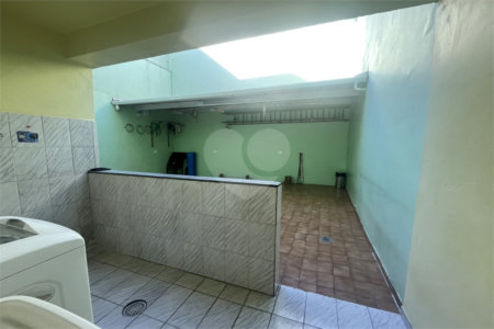 Sobrado à venda com 3 quartos em Vila Gustavo, São Paulo, SP