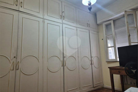 Apartamento à venda com 2 quartos, sendo 1 suíte,  em Copacabana, Rio de Janeiro, RJ