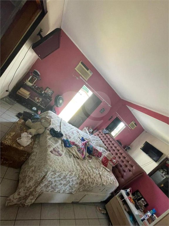 Sobrado à venda com 4 quartos, sendo 1 suíte,  em Jardim Catanduva, São Paulo, SP