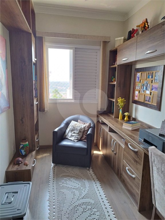 Apartamento à venda com 3 quartos, sendo 1 suíte, em Jardim Nova Era, Salto, SP