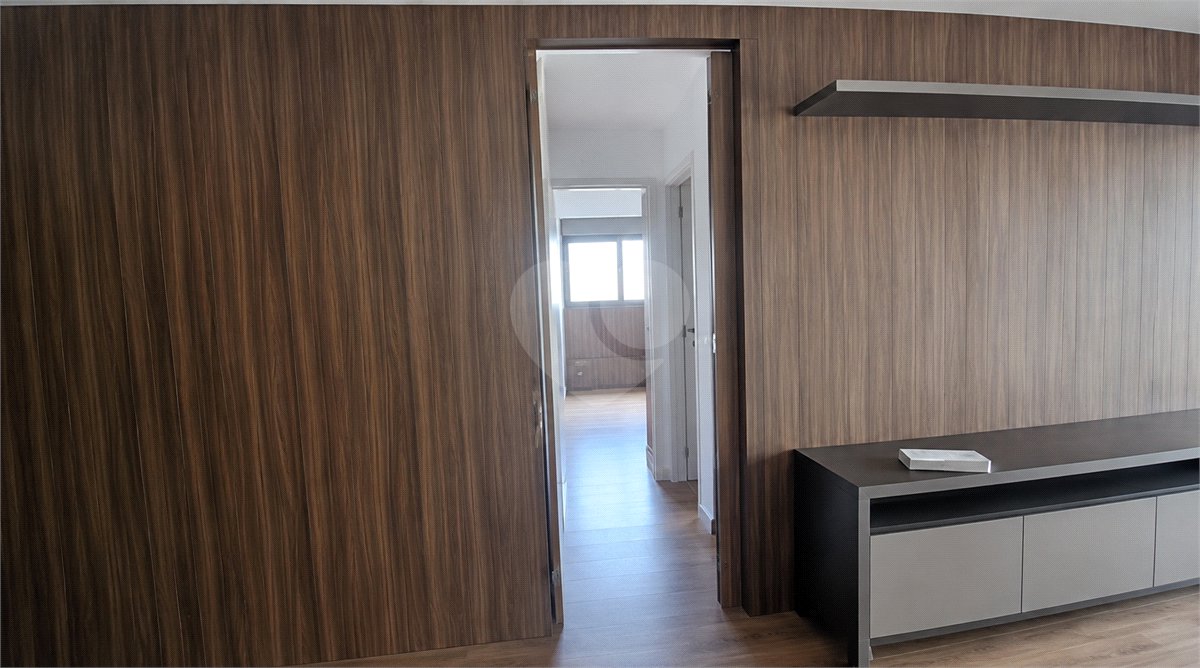 Apartamento à venda com 3 suítes em Sumarezinho, São Paulo, SP