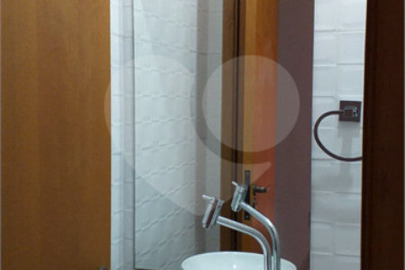 Sobrado à venda com 2 quartos, sendo 1 suíte, em Vila Medeiros, São Paulo, SP