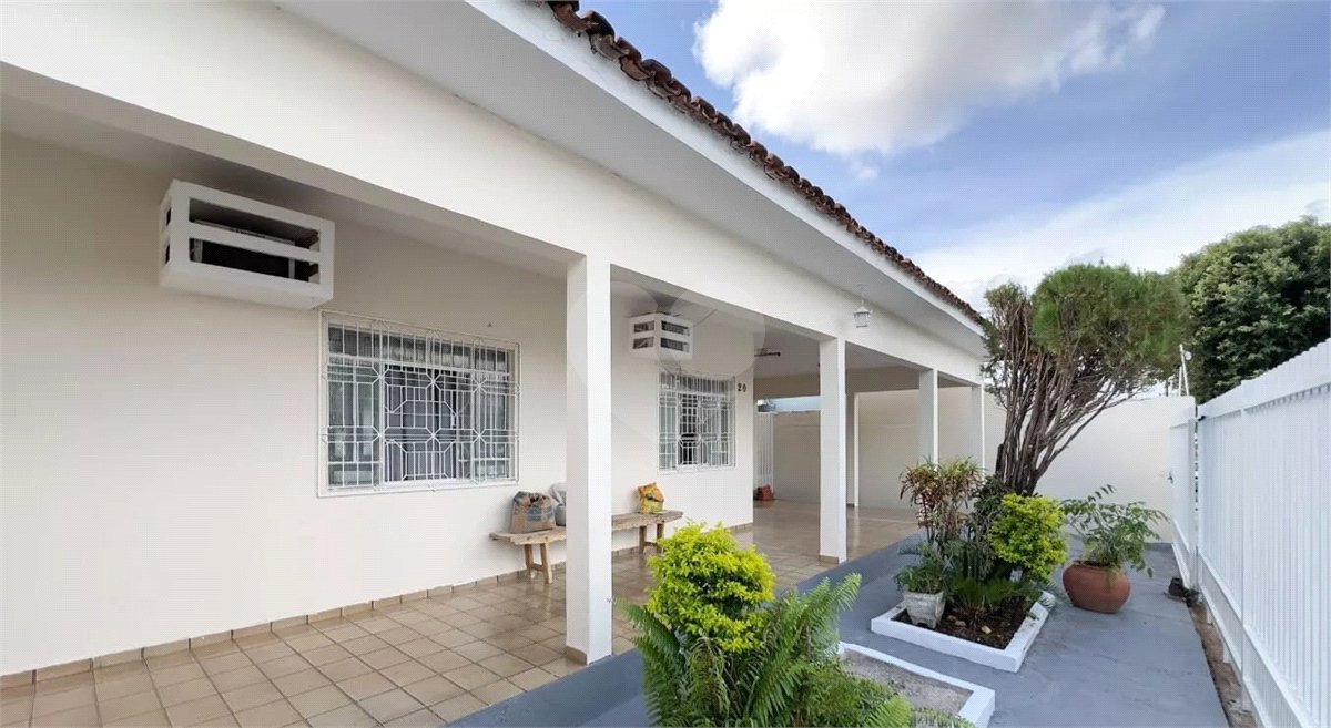 Casa Térrea à venda com 3 quartos, sendo 1 suíte, em Morada da Serra, Cuiabá, MT