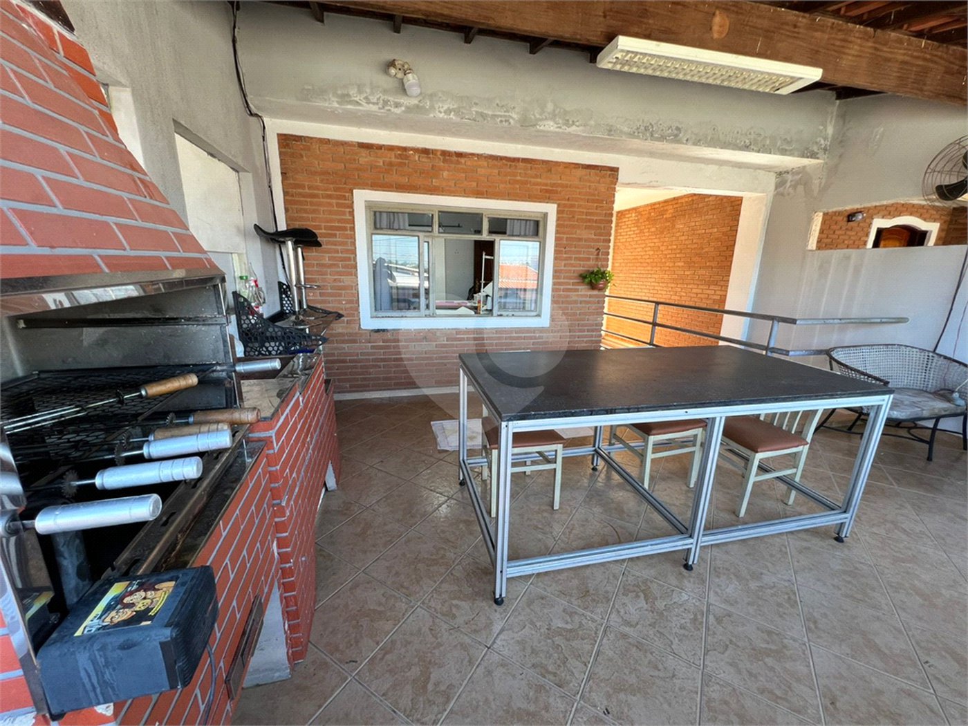 Casa à venda com 2 quartos, sendo 9 suítes, em Salto de São José, Salto, SP