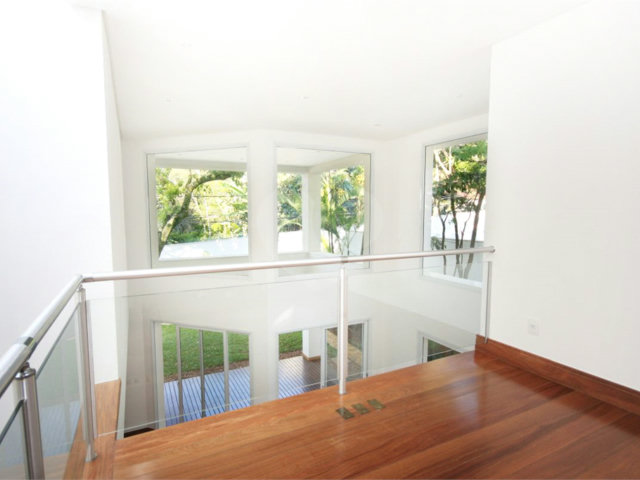 Casa à venda com 4 suítes no condomínio Vila Alba, São Paulo - SP